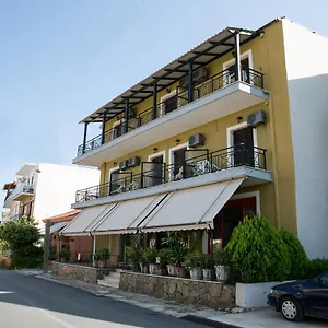 Petania & Aparthotel Lixouri