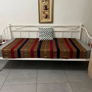 Centrally Located Private Guest house